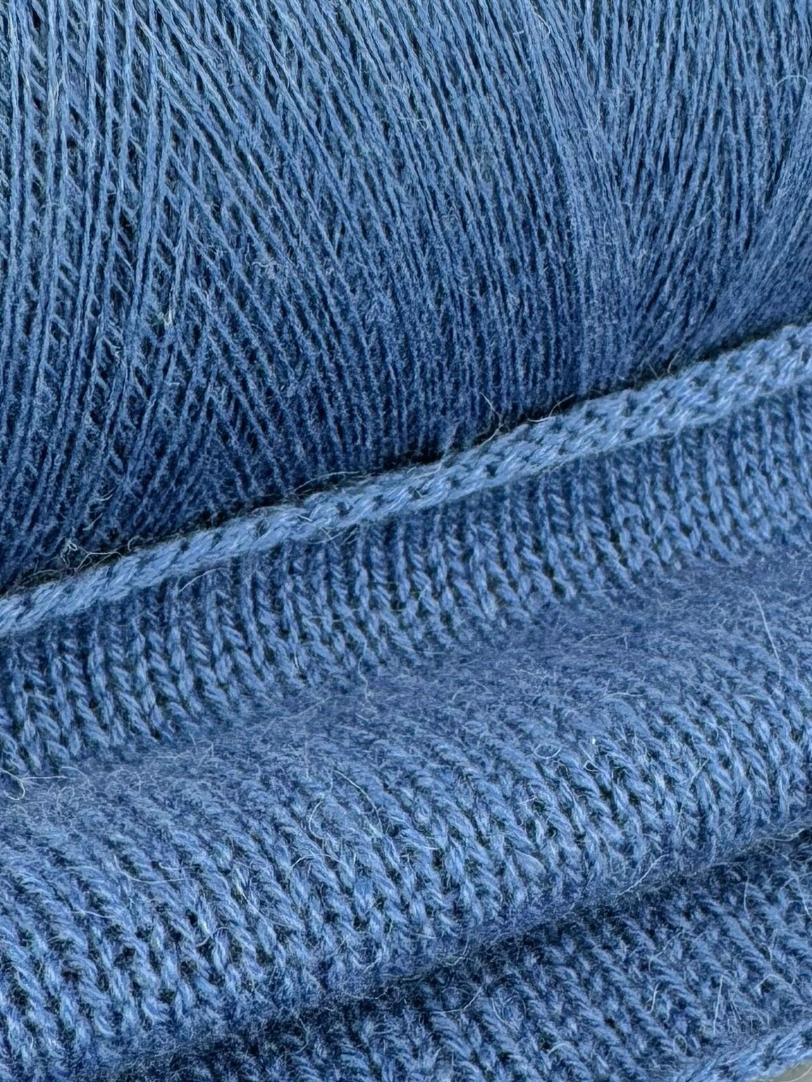 Zimpfer Wolle Selezione Art. 2241 Nm 2/28 – Fil en cachemire et baby chameau col. Denim